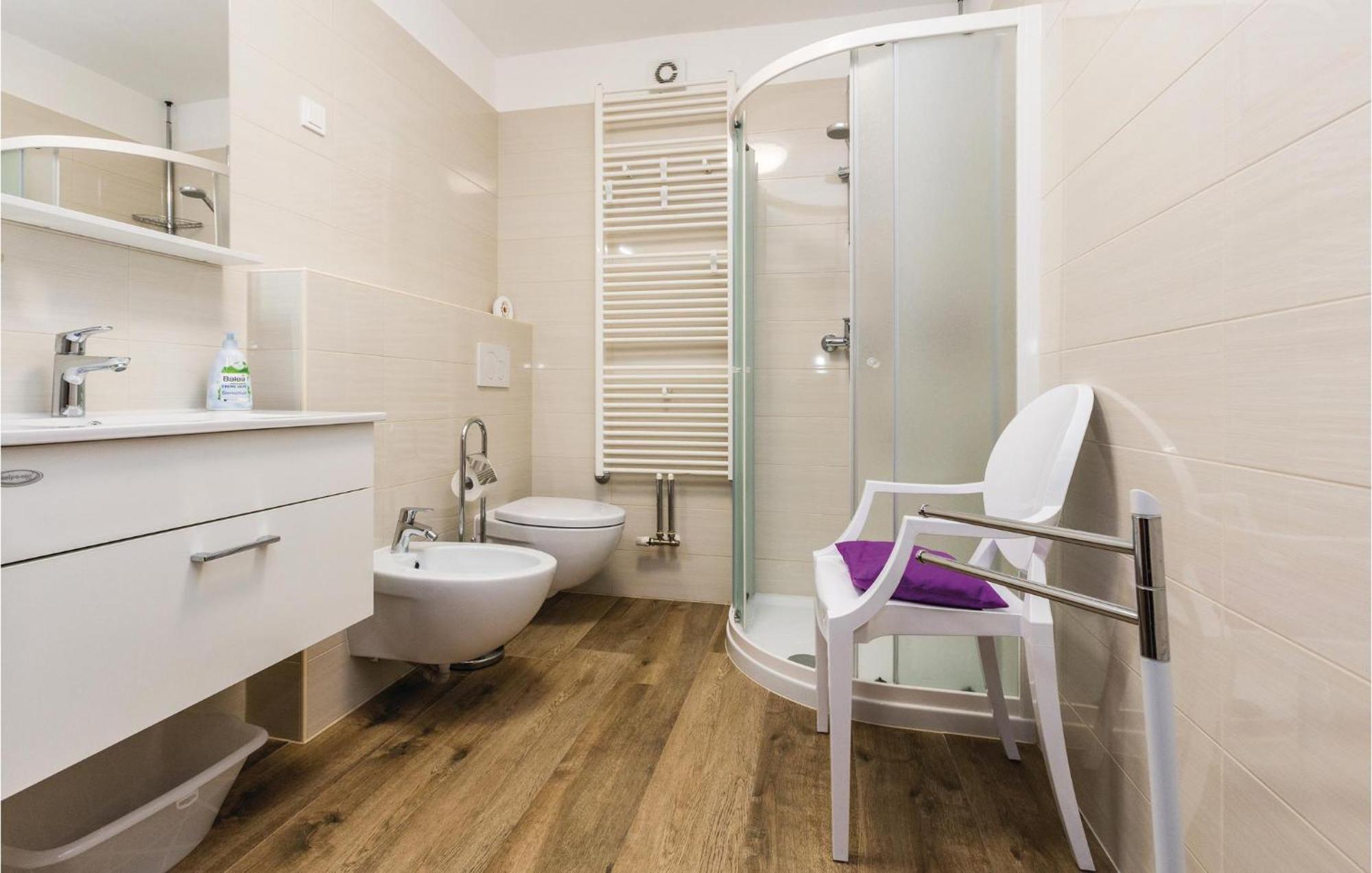 Gorgeous Apartment In Porec With Kitchen Exterior photo